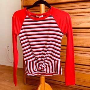 Ultra Flirt Tops - Ultra Flirt Twist-hem Raglan sleeve t-shirt Ultra Flirt Tops - Ultra Flirt Twist-hem Raglan sleeve t-shirt
